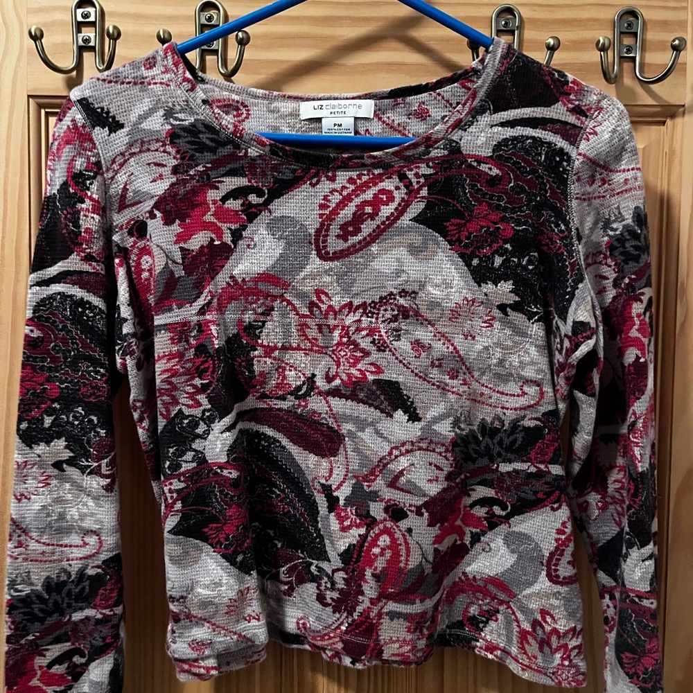 Liz Claiborne Petite medium top